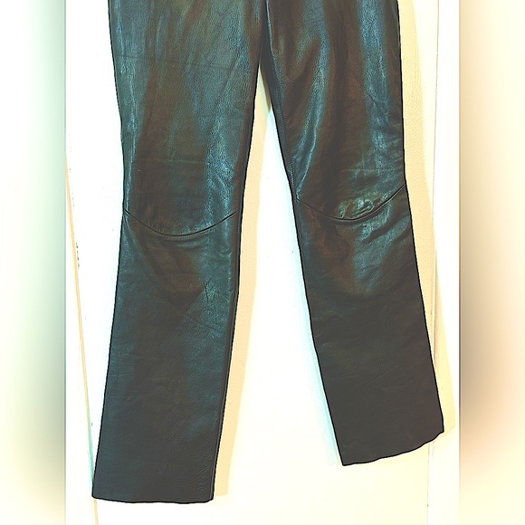 DKNY Black Leather Pants, Straight Legs, Zipper Front,Fully Lined.Woman’s Size 6 - Picture 12 of 12